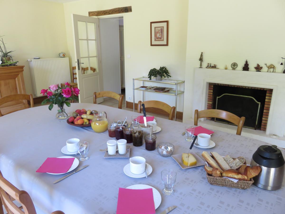 Bed and Breakfast Les Quatre Saisons Moitron-sur-Sarthe Exterior foto