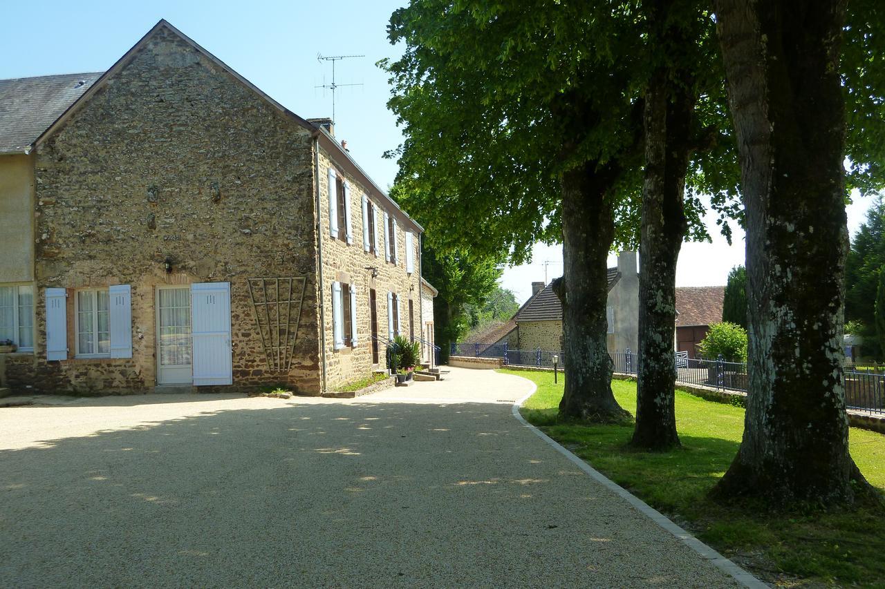 Bed and Breakfast Les Quatre Saisons Moitron-sur-Sarthe Exterior foto